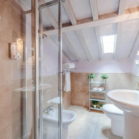 Villa Casolare Dei Colli, Panoramic Private Pool, Lavish Interiors And A Gourmet Kitchen *