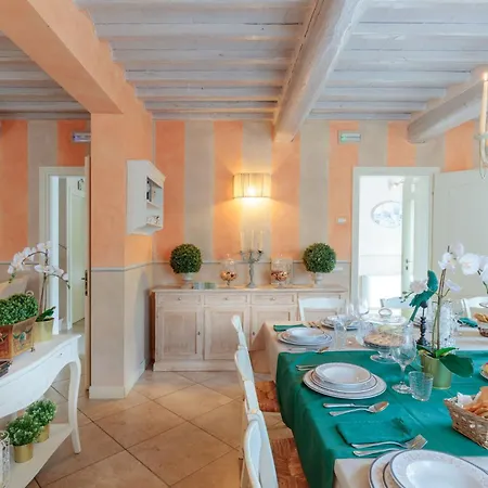 Casolare Dei Colli, Panoramic Private Pool, Lavish Interiors And A Gourmet Kitchen