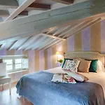 Casolare Dei Colli, Panoramic Private Pool, Lavish Interiors And A Gourmet Kitchen Vila