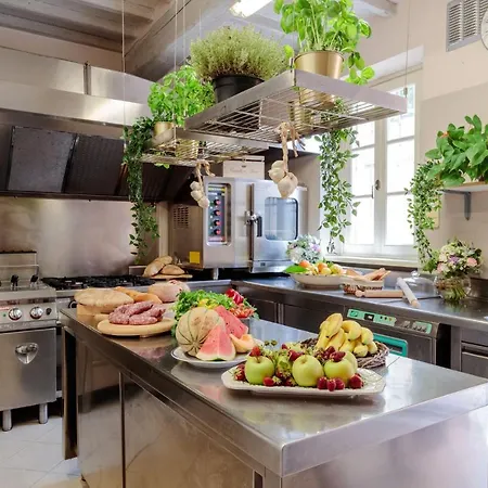 Casolare Dei Colli, Panoramic Private Pool, Lavish Interiors And A Gourmet Kitchen